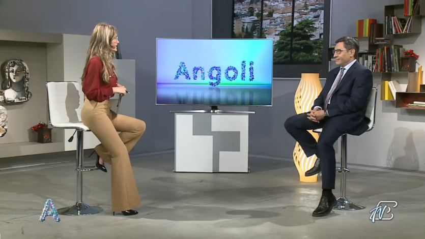 E SI RITORNA IN TV